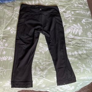 Lulu cropped fast and free leggings